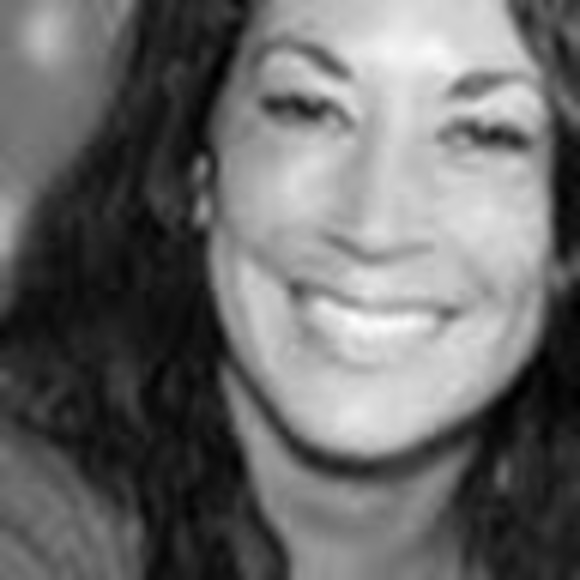 Meet your Posher, Sylvia - Picture 1 of 1